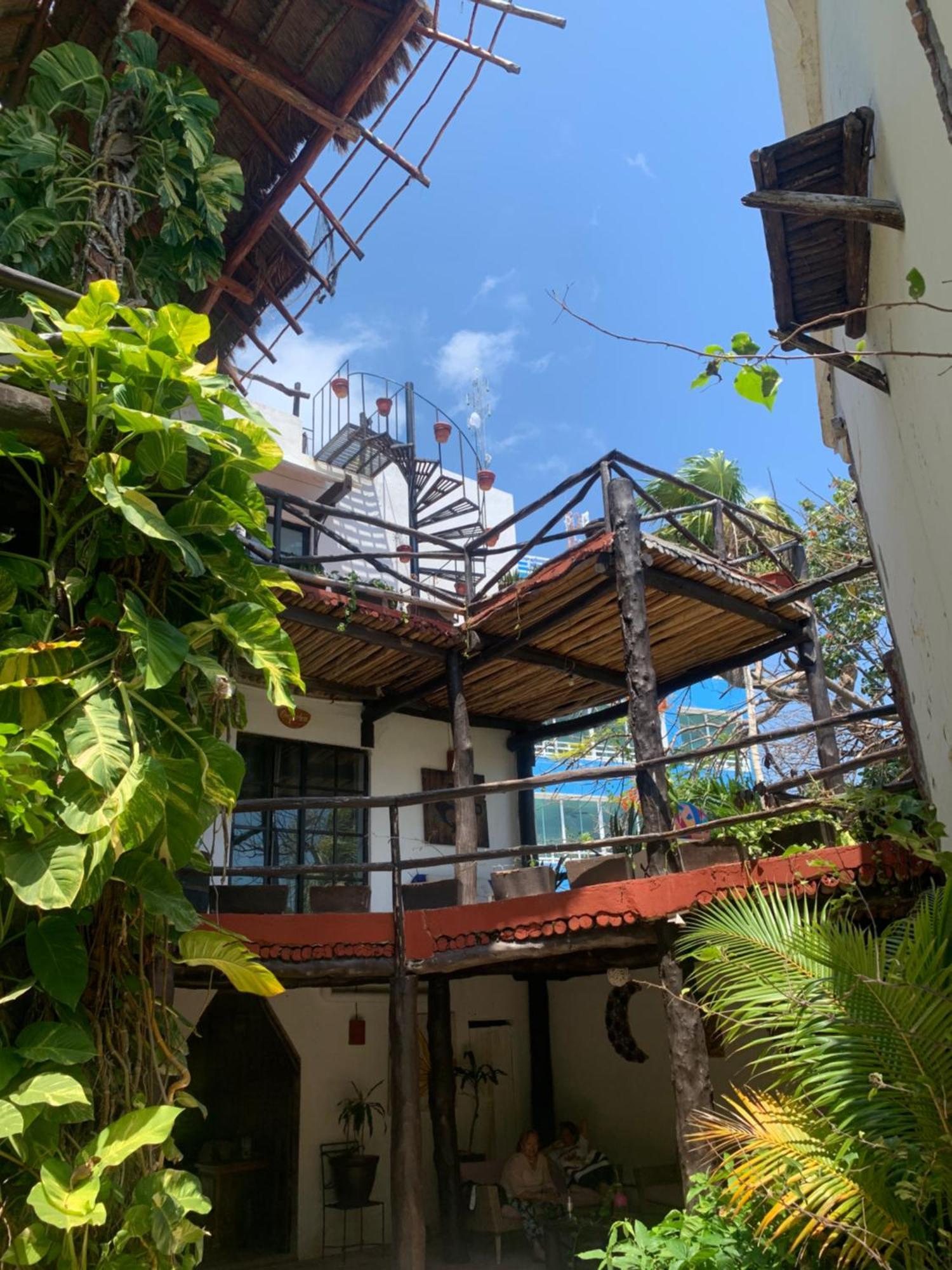 Casa Caribe Cancún Zewnętrze zdjęcie A house in San Cristóbal de Las Casas