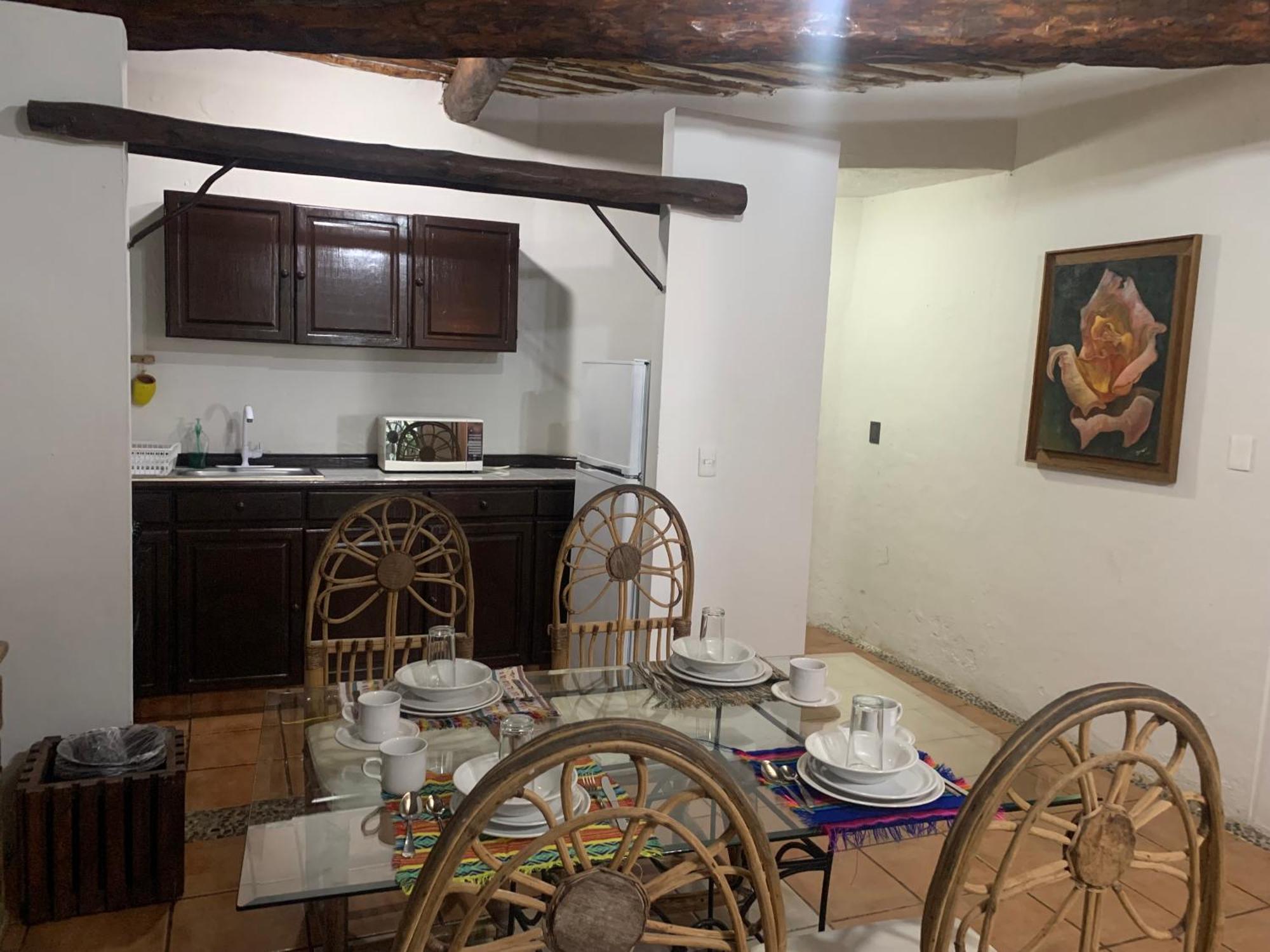 Casa Caribe Cancún Zewnętrze zdjęcie Kitchen and dining area